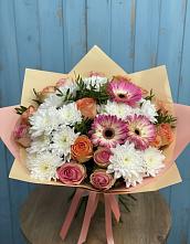 Букет цветов из:  Розы, Герберы и Хризантемы в Новомичуринске