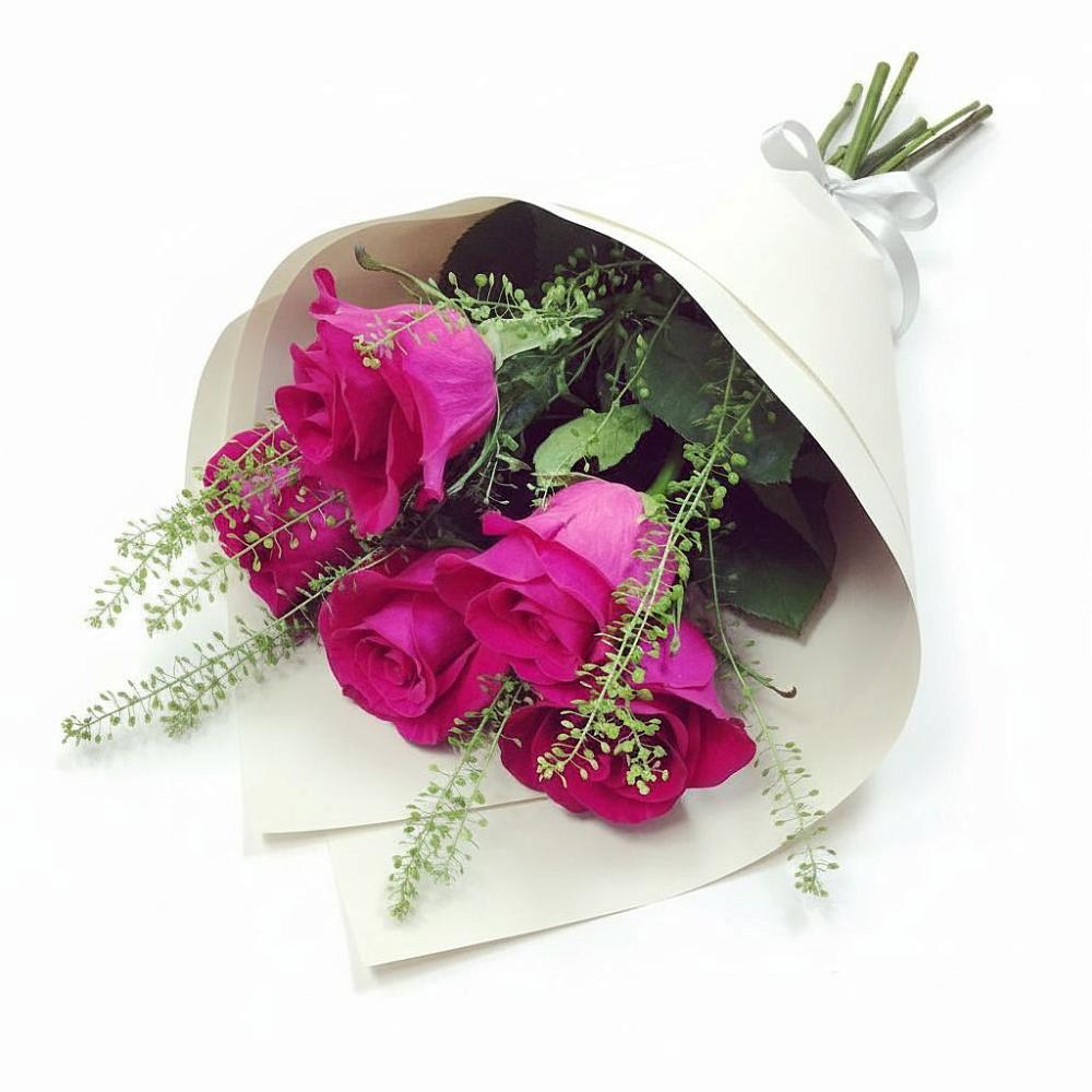 Букет цветов из: Розы в Новомичуринске