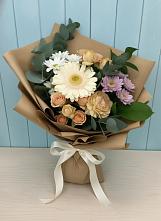 Букет цветов из:  Герберы и Хризантемы в Новомичуринске