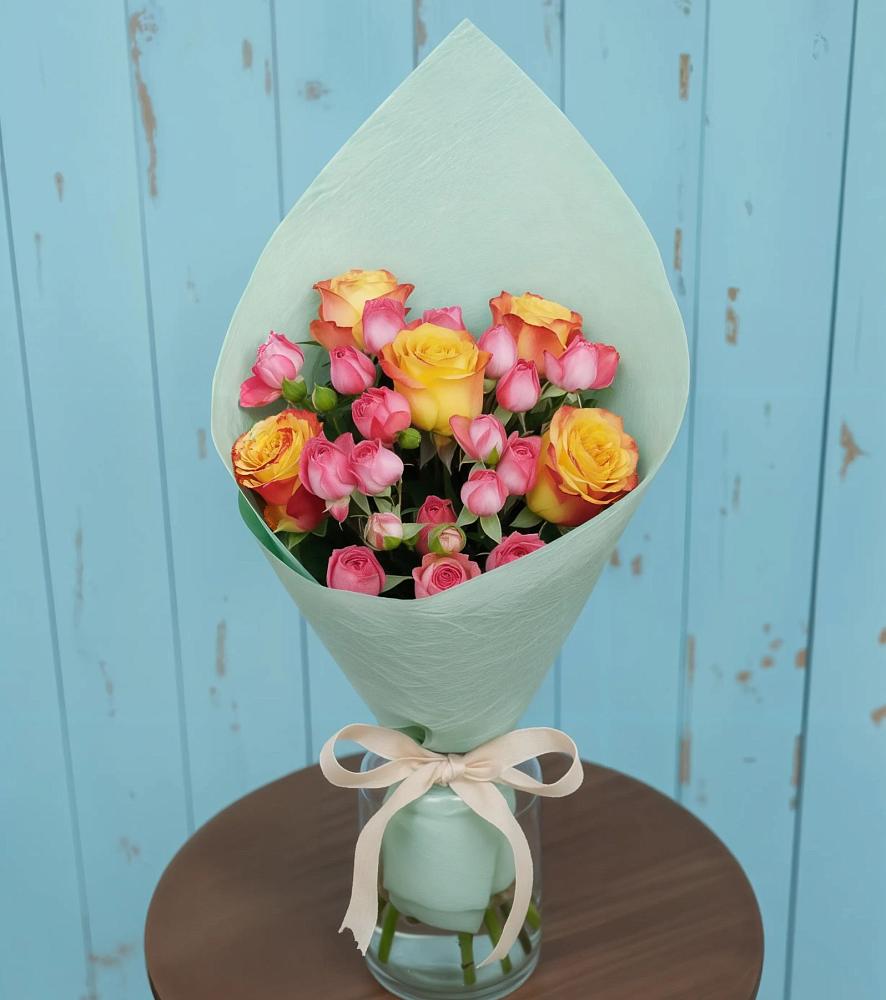 Букет цветов из: Розы в Новомичуринске