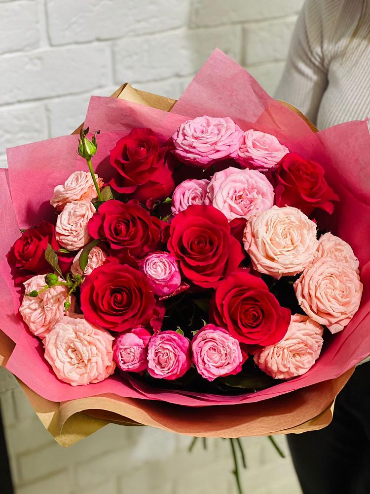 Букет цветов из: Розы в Новомичуринске
