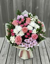 Букет цветов из:  Альстромерии, Гвоздики, Розы и Хризантемы в Новомичуринске
