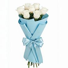 Букет 7 белых роз Проуд в Новомичуринске