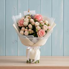 Букет цветов из:  Розы в Новомичуринске